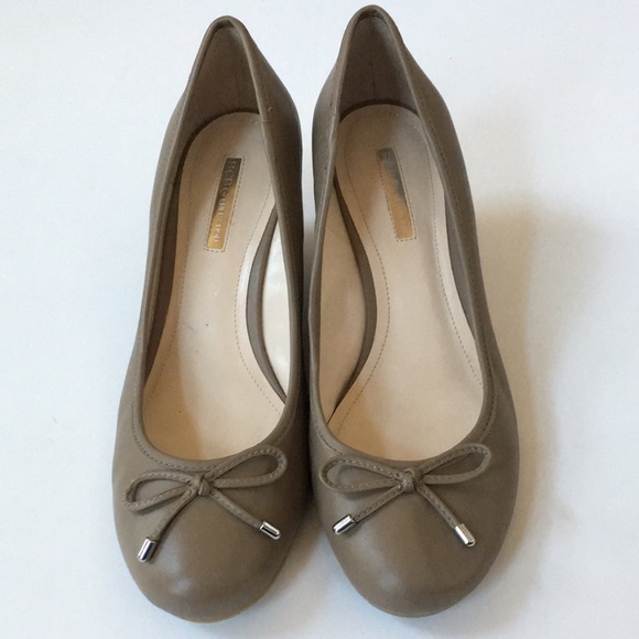 9.5 BCBGeneration wedge heel pumps bow slip on new - Picture 3 of 10